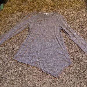 Long sleeve knit shirt